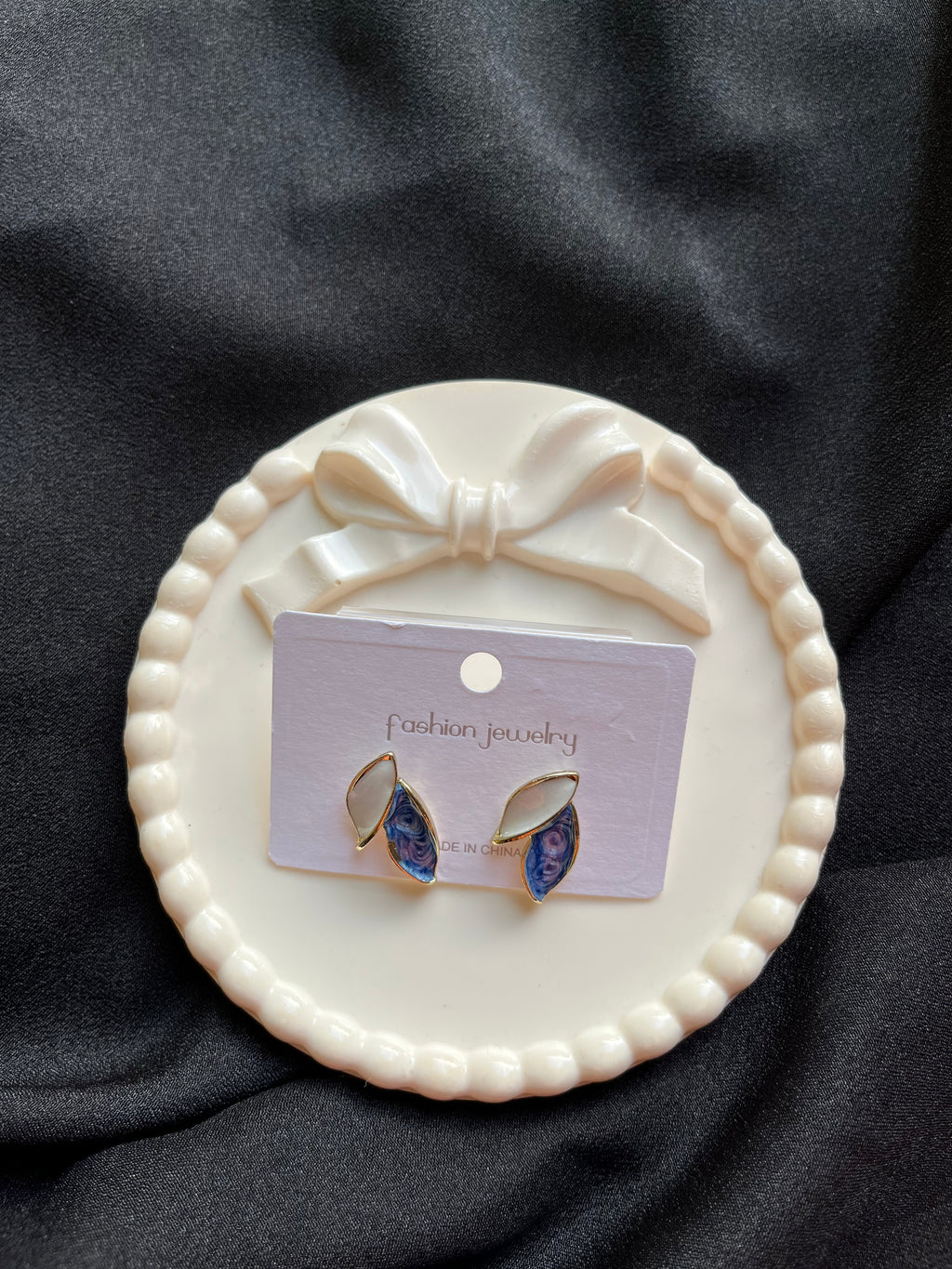 Enamel Leaf Korean Earrings
