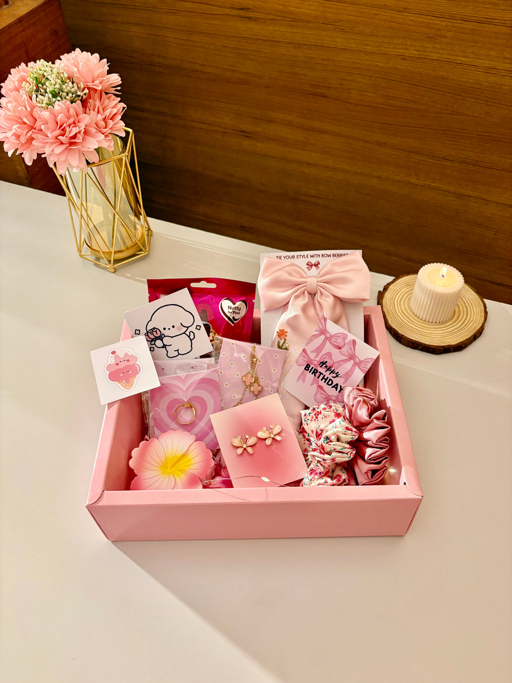 Pink theme gift hamper ✨🌸(with premium jewellery and accessories)
