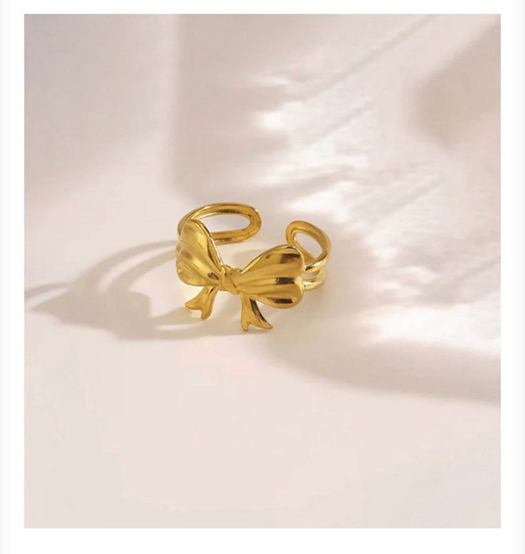 Anti - Tarnish Bow Ring