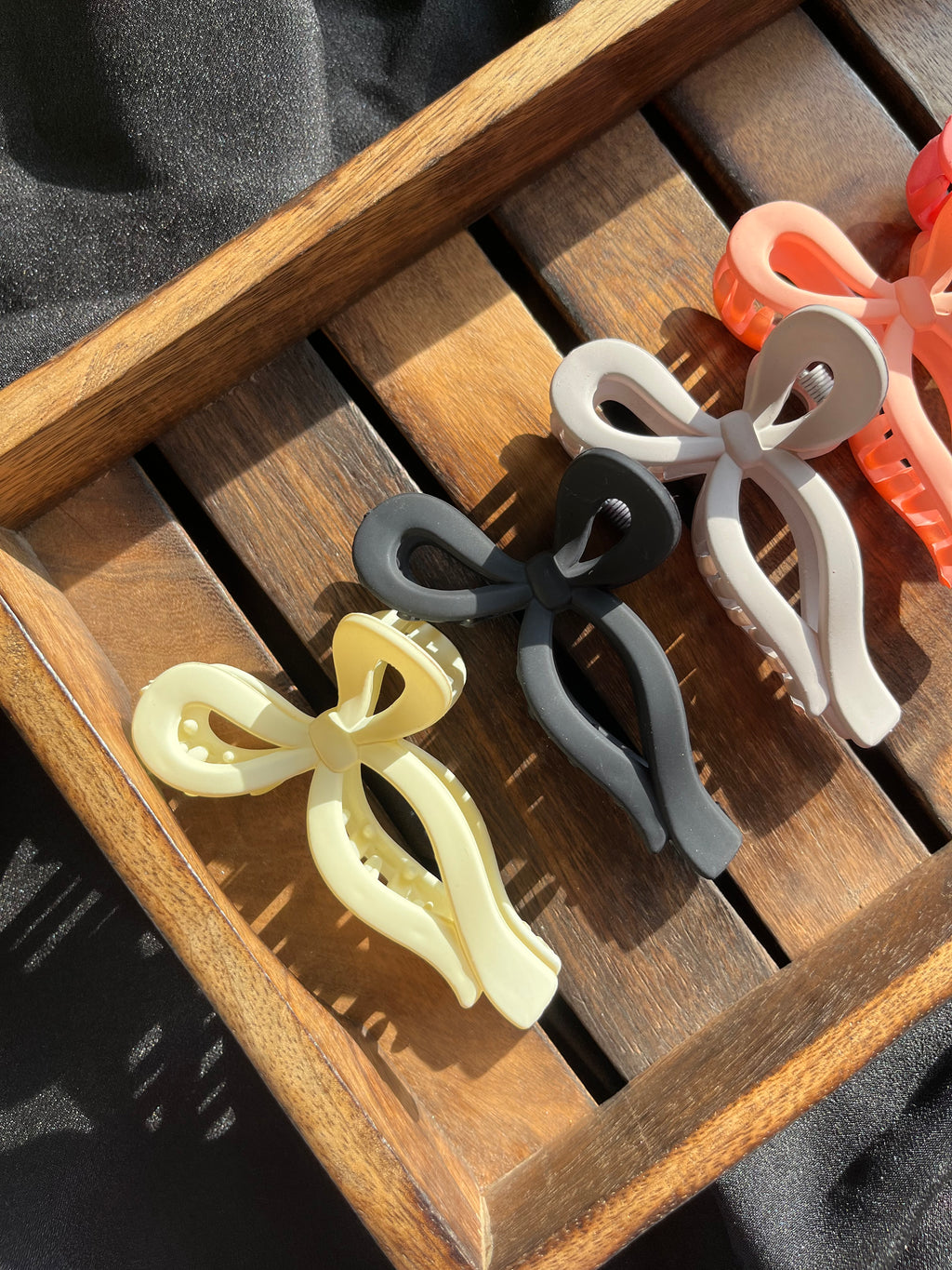 Bow Claw Clip