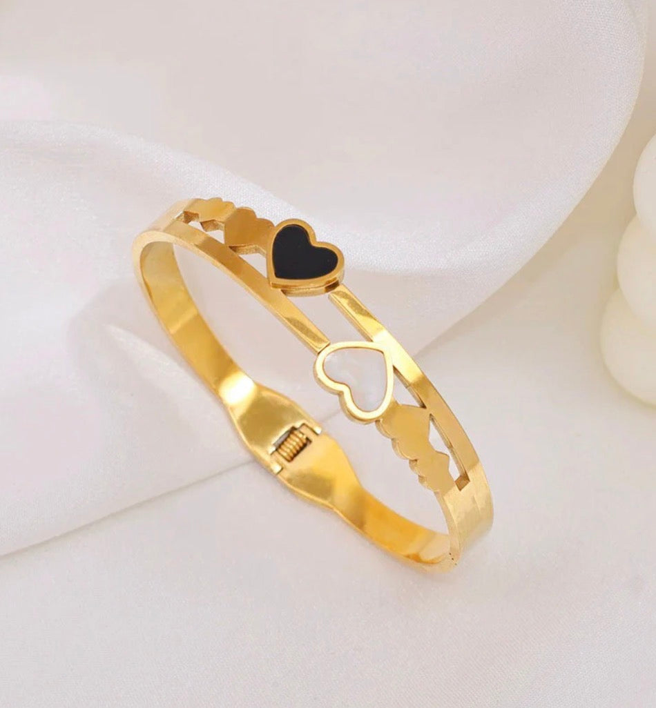 Heart Anti Tarnish Kada