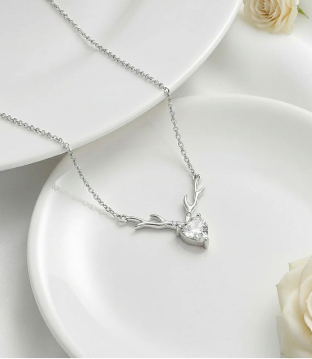 Most Viral Heart Stone Necklace (Anti - Tarnish )