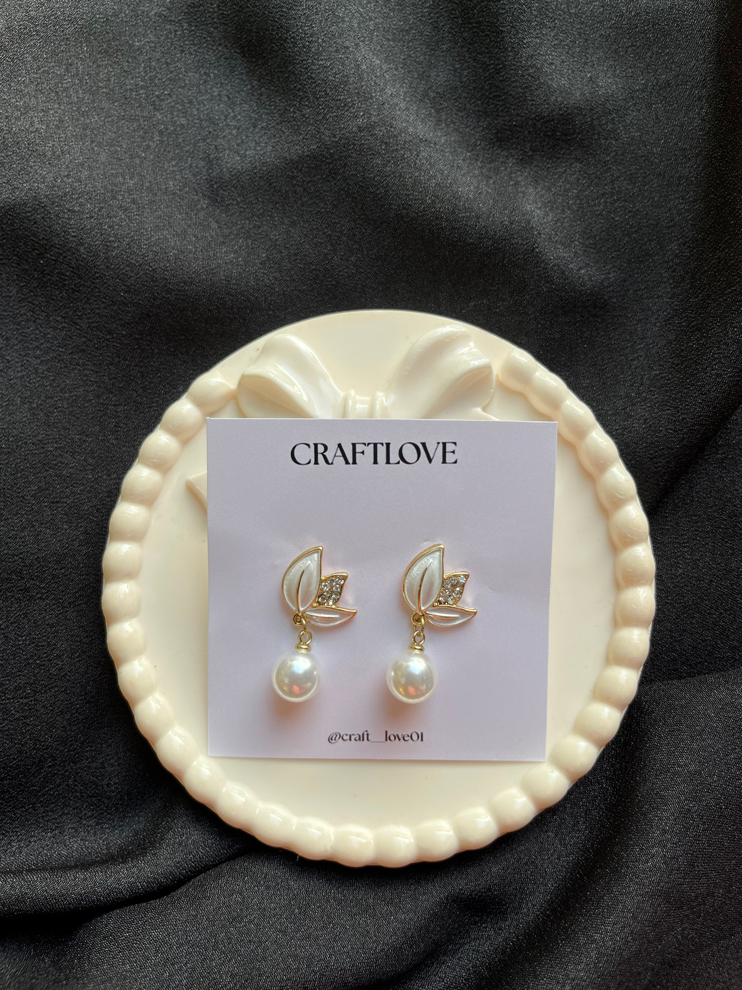 Premium quality fancy pearl earring