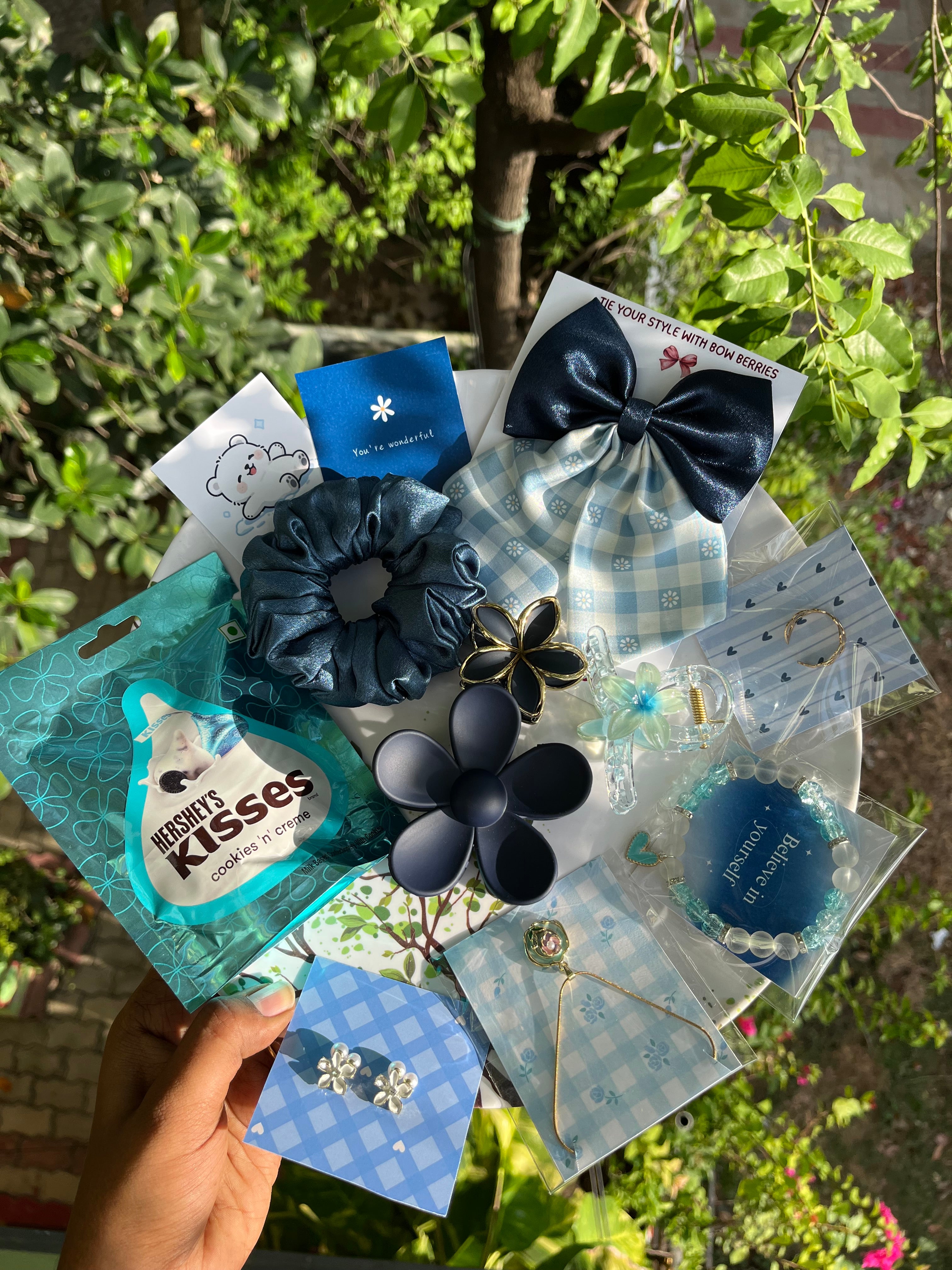 Cloud Nine Hamper box