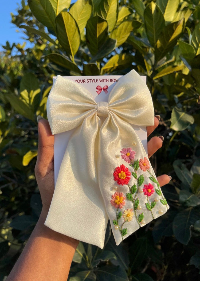 Pinteresty Embroidery Bow
