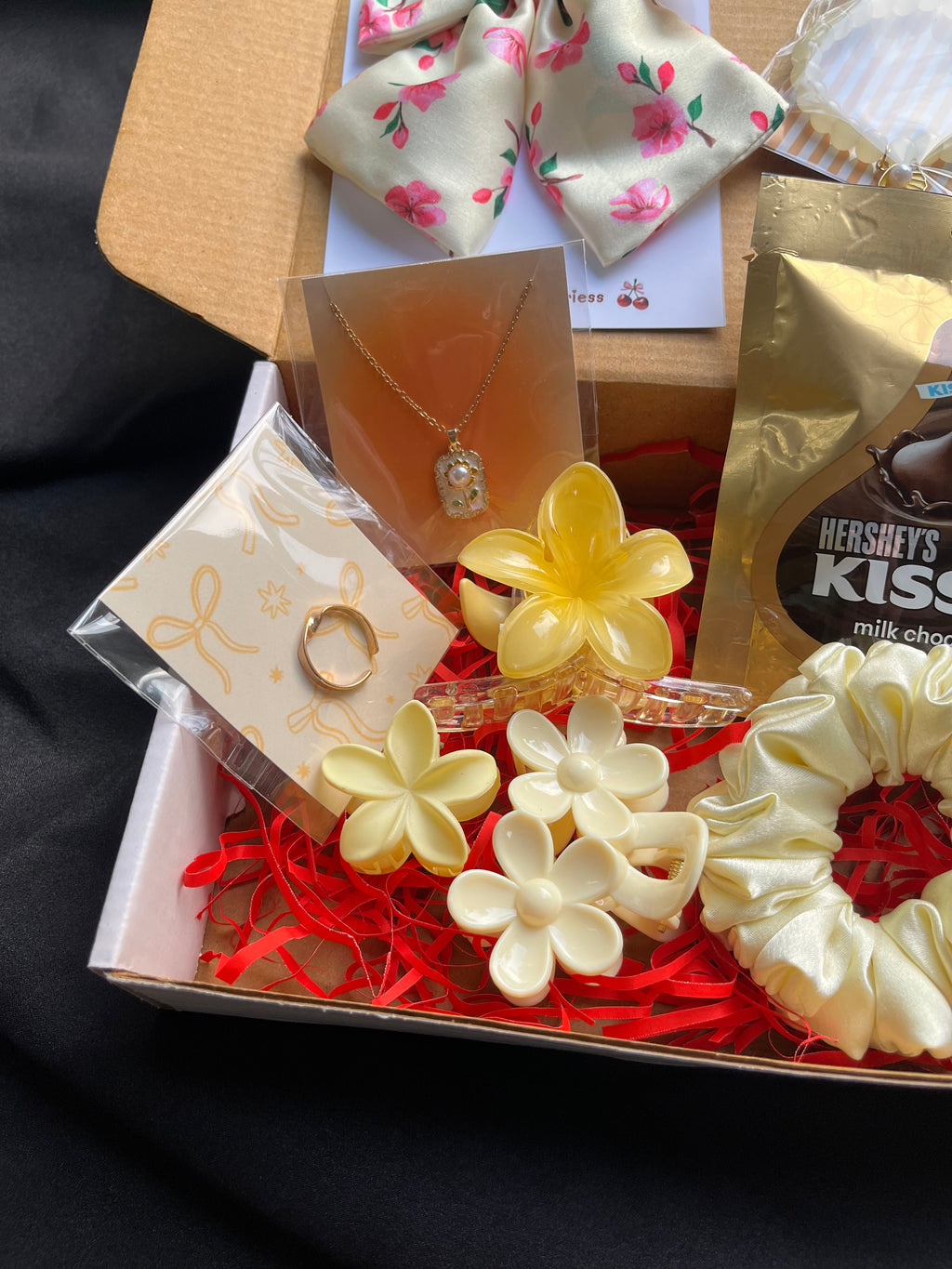 Mini Happiness Kit Hamper Box