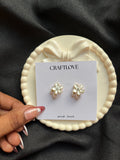 Pinteresty minimal flower with stone and pearl earring