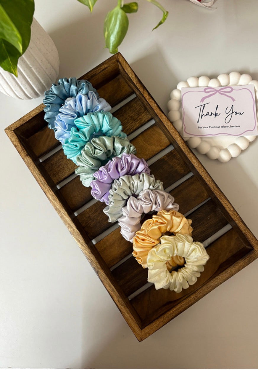 10 Skinny Scrunchies