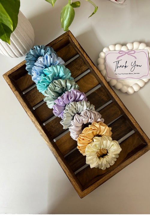 10 Skinny Scrunchies