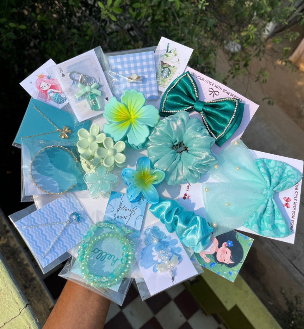 Sea Mint Hamper Box
