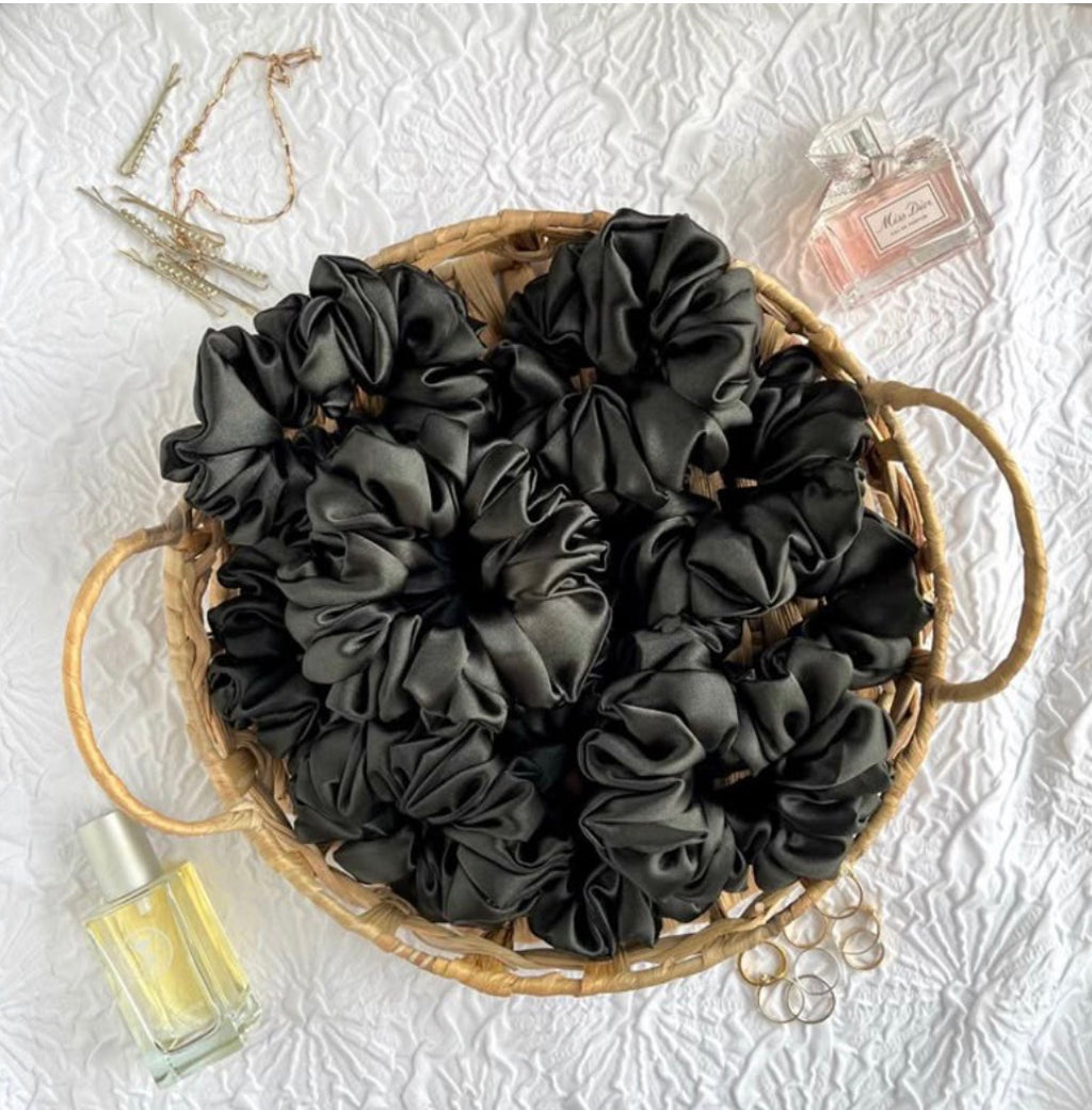 Fluffy Scrunchies premium Quality