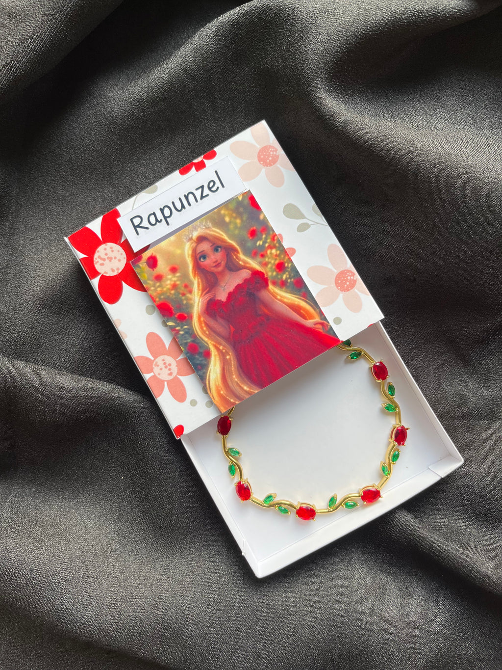 Rapunzel Green & Red Tulip Set