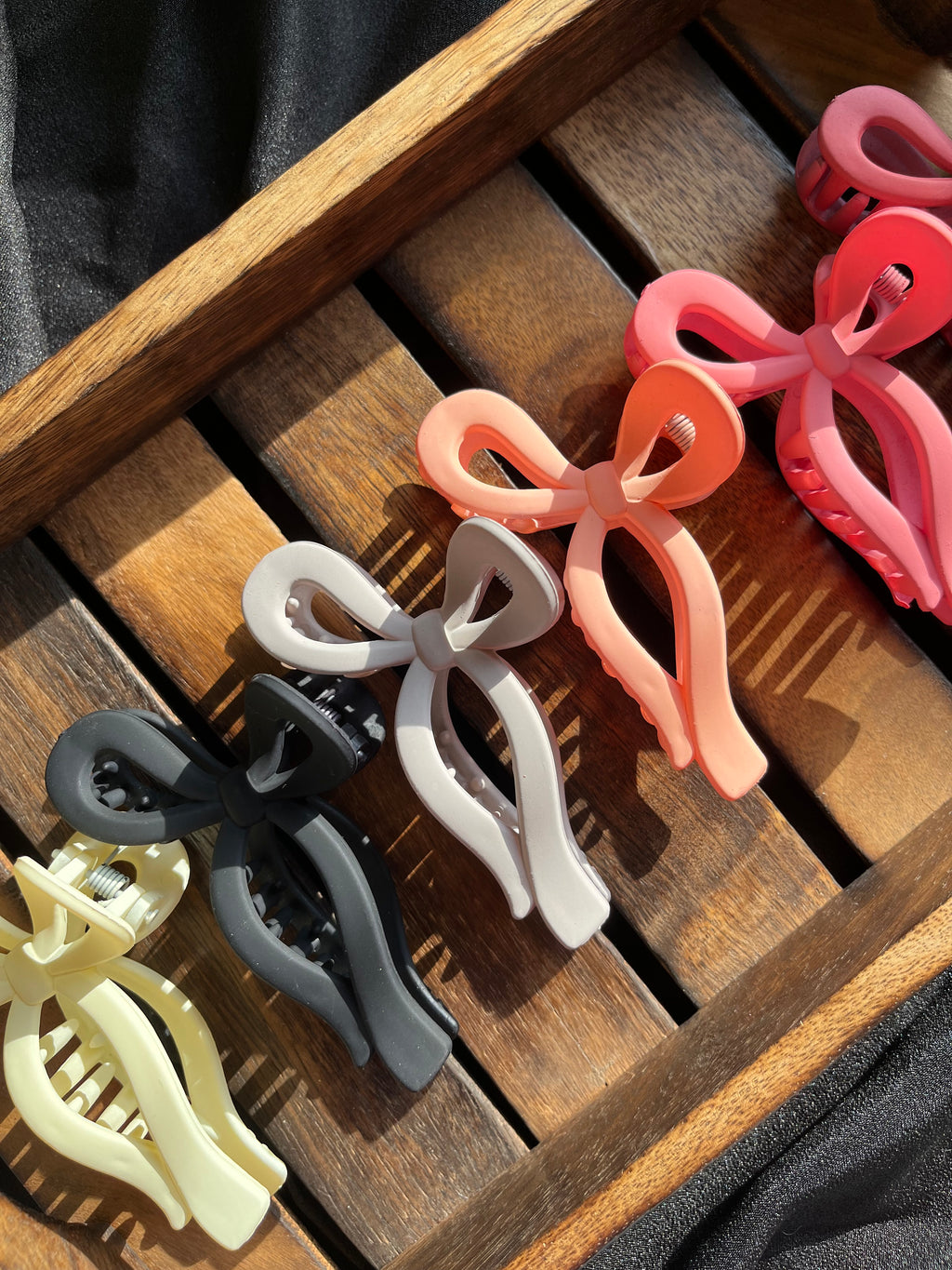 Bow Claw Clip