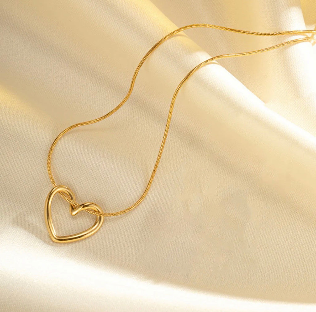 Best Selling Heart Anti - Tarnish Necklace