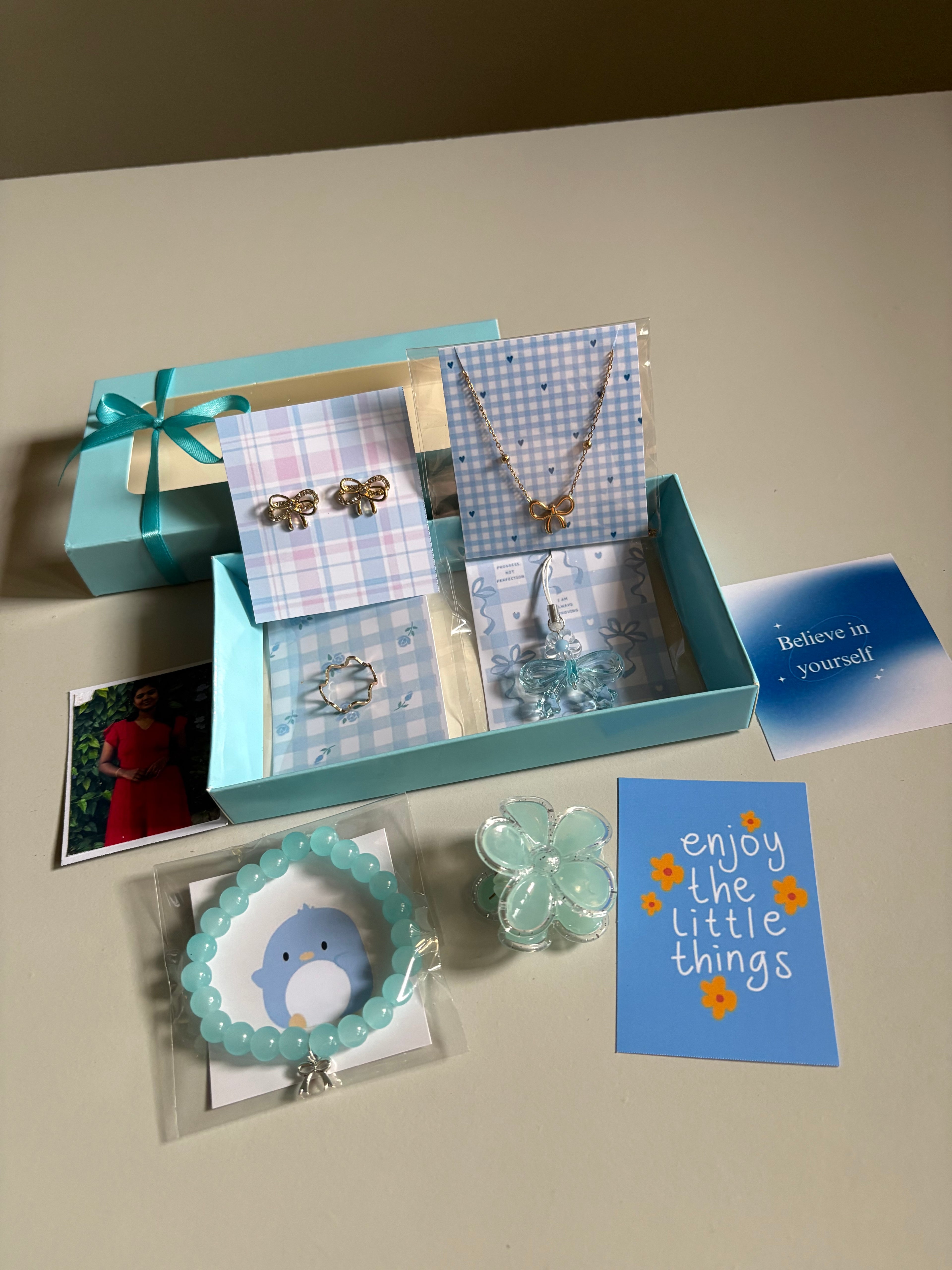 Pookie Bow Gift box (blue)