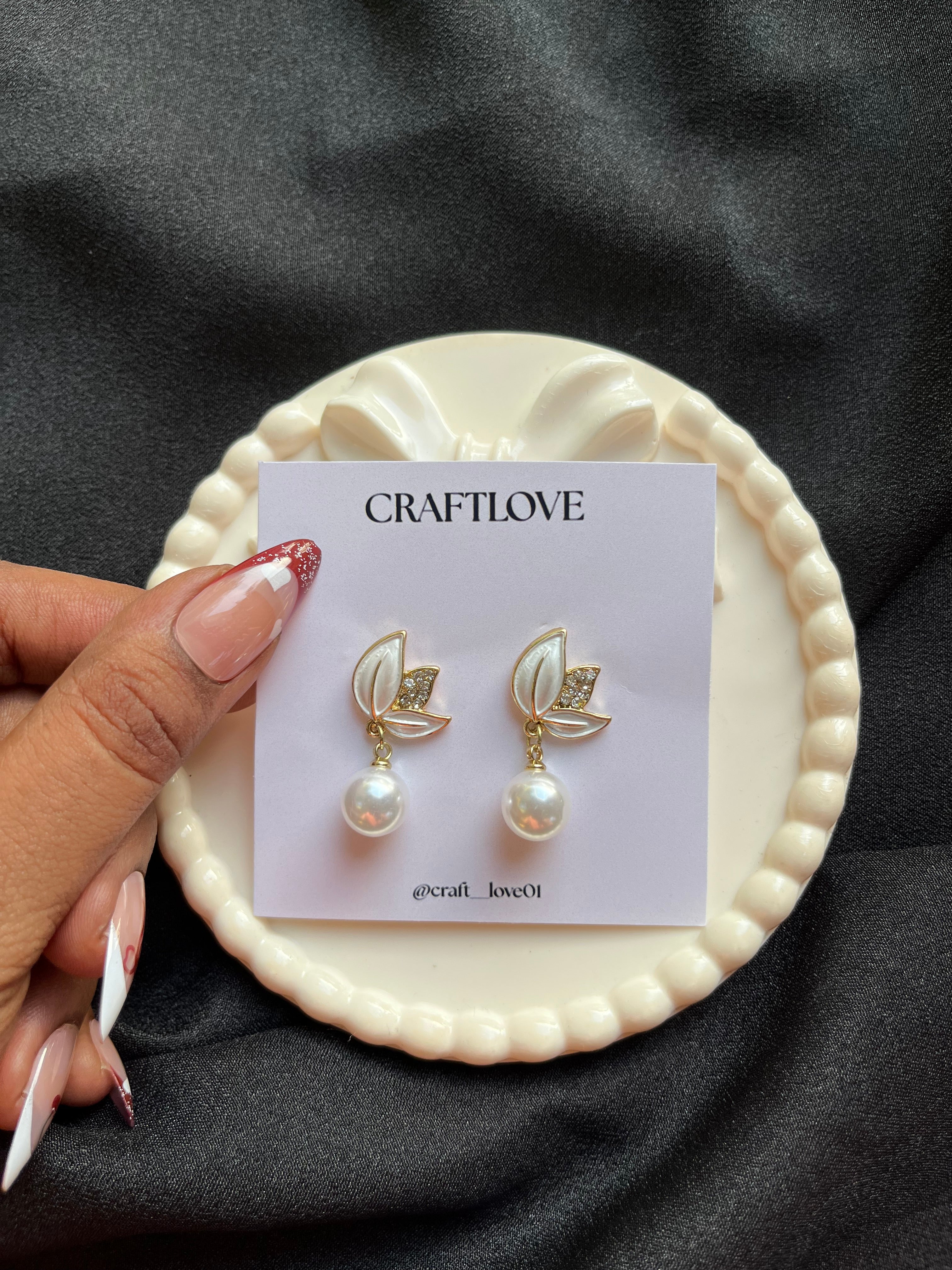 Premium quality fancy pearl earring