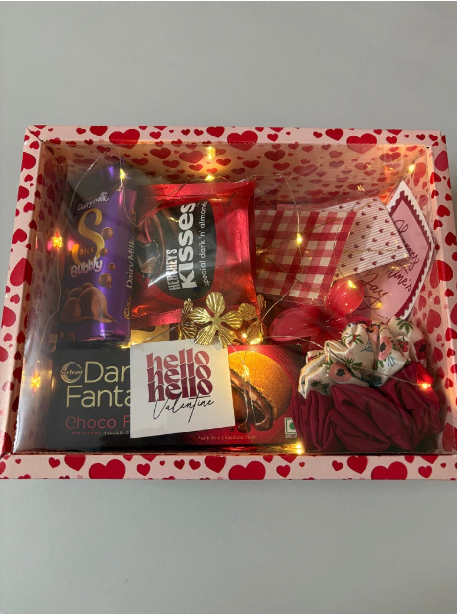 Love Anniversary/ Valentine Premium Hamper Box