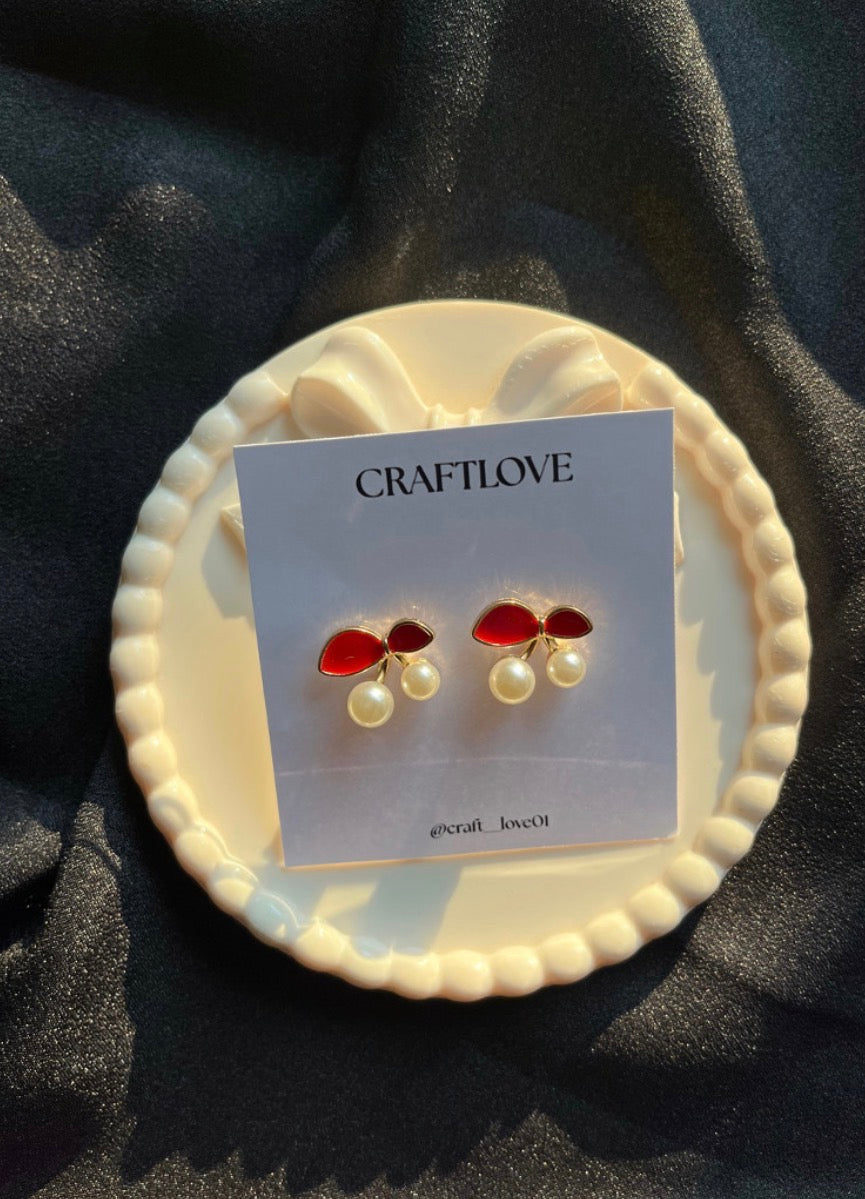 Mini Cute Pearl Earrings
