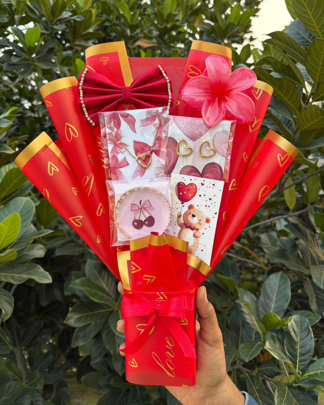 Red Theme Bouquet ❤️✨(with anti - Tarnish jeweller’s )