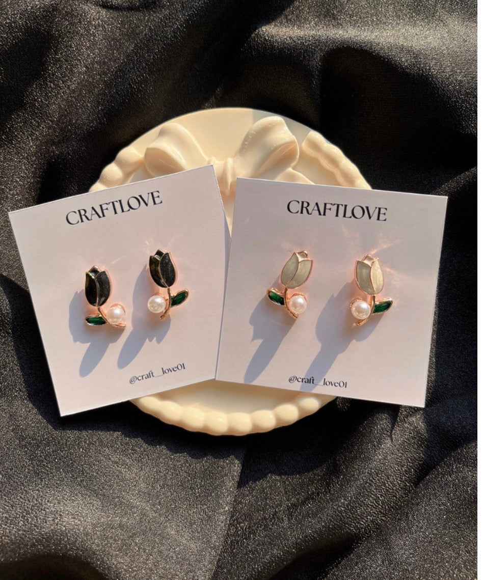 Tulip earrings