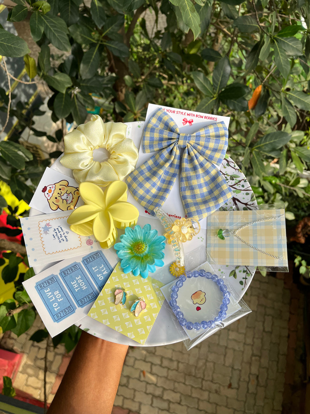 Blue And Bloom Hamper